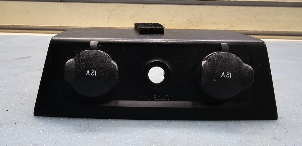 🔥08-11 Ford Focus Dash Power Outlet Cigarette lighter 12V Panel Trim BLACK