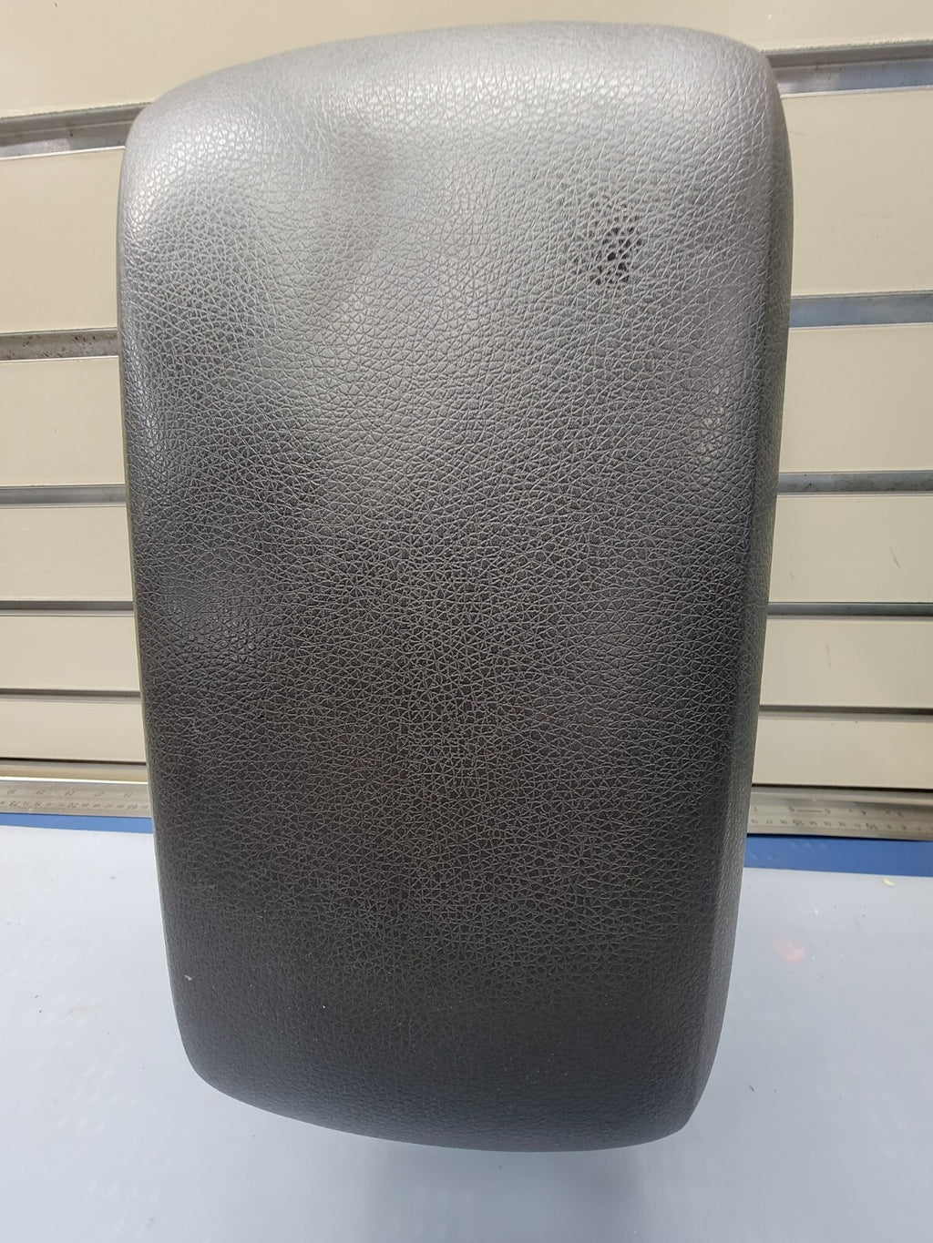 🔥2007-2010 Ford Edge Center Console Lid Leather Arm rest Assembly OEM Black