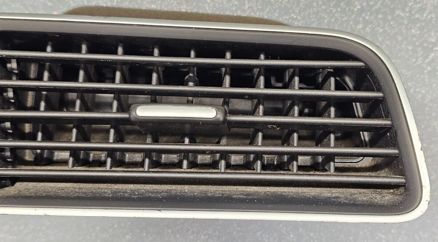 🔥16-19 VW PASSAT DASH RIGHT PASSENGER AIR VENT HEATER CONDITIONING BLACK/SILVER