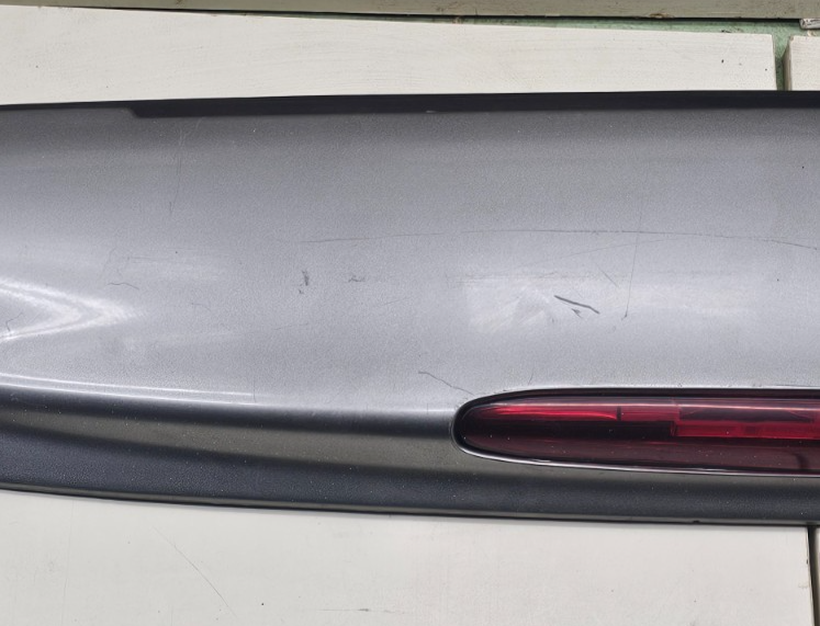 🔥2002-2009 Chevrolet Trailblazer Rear Hatch Spoiler Brake Light Silver OEM SP2