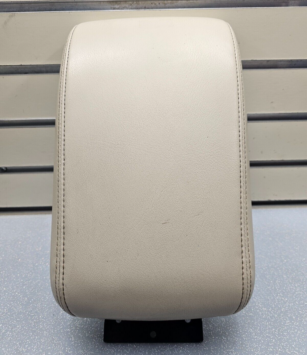 🔥05-09 Buick LaCrosse Allure Front Center Console Armrest Storage Box Lid Tan
