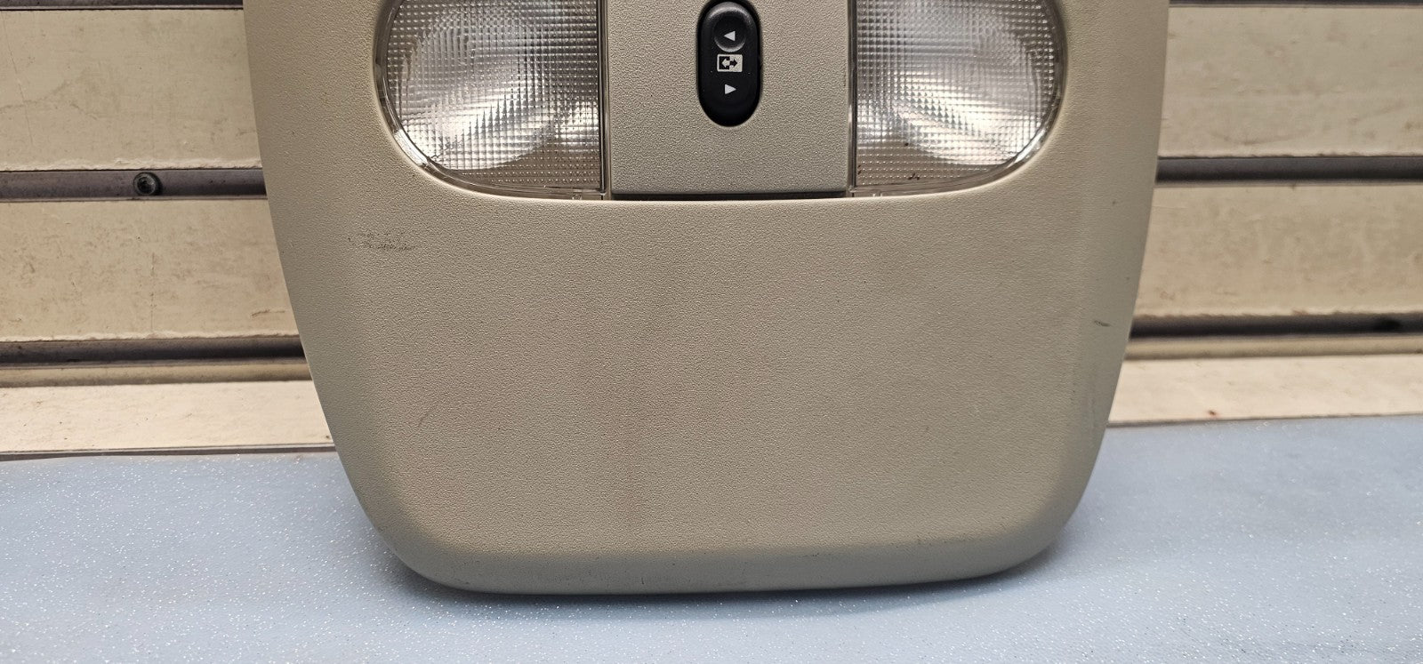 🔥04-08 Ford F-150 F150 Overhead Console DOME Light Lamp Roof🔴Storage GRAY 09