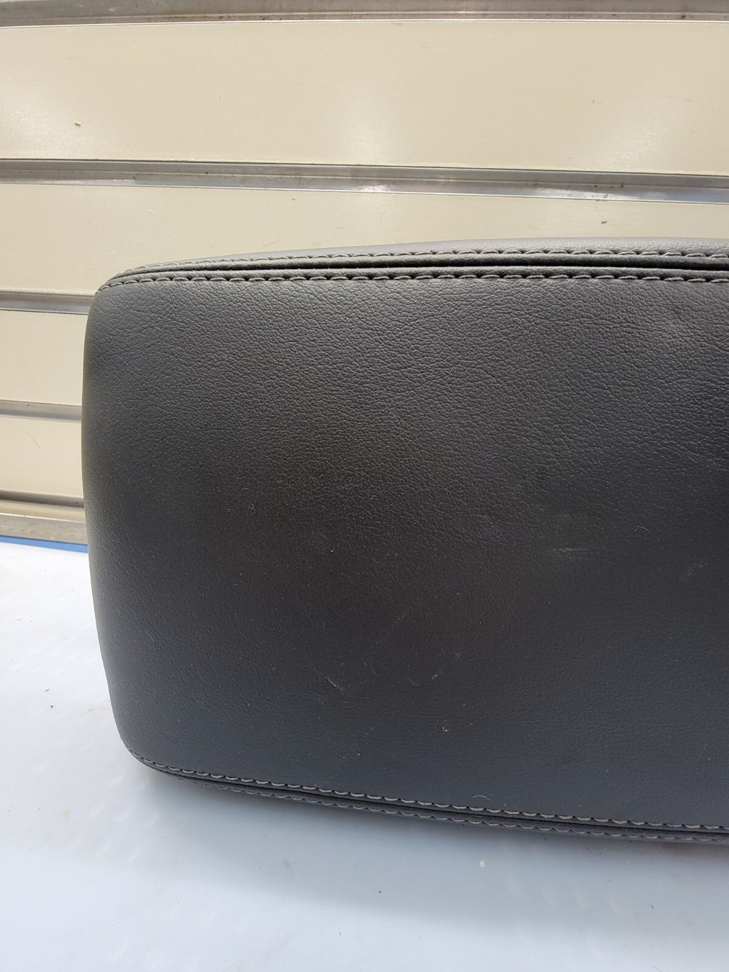🔥2014-2016 Chevy Malibu Center Console Arm Rest Lid Top Pad Cover Leather Black