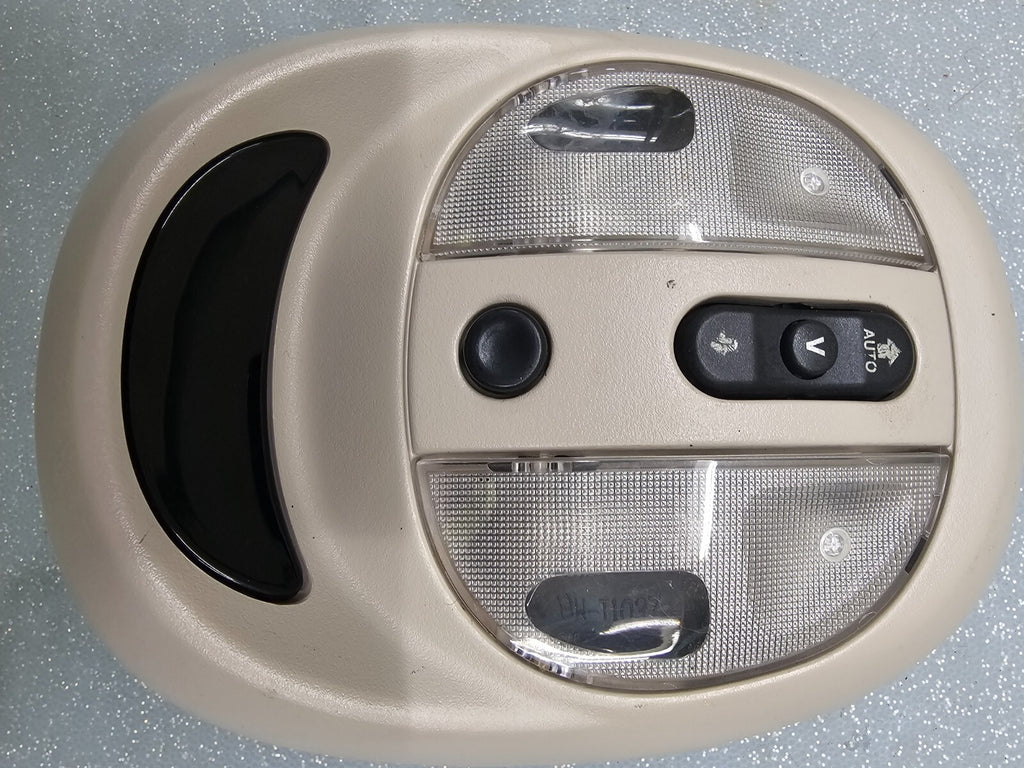 01-05 CHRYSLER PT CRUISER OVERHEAD CONSOLE DOME MAP LIGHT LAMP STORAGE OEM TAN