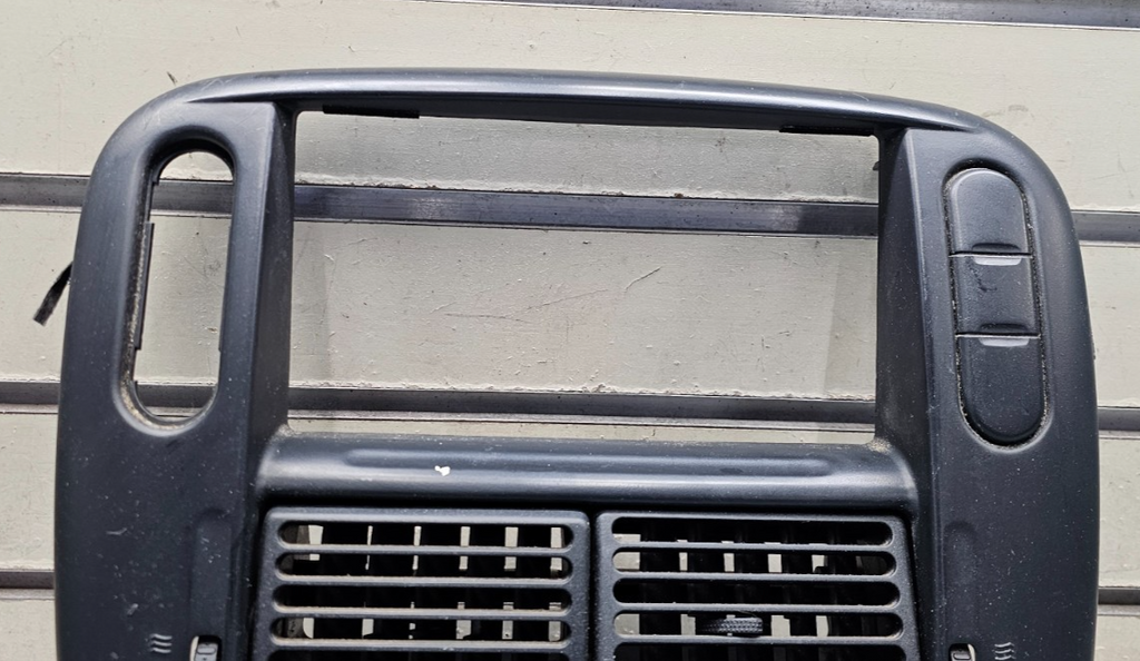 🔥2002–2003 Ford Explorer Dash A/C Climate Control Bezel Trim Vent Black