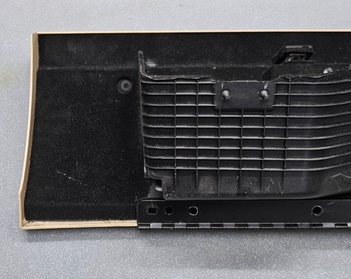 🔥07-13 Silverado SIERRA Dash UPPER GLOVE BOX Storage Compartment Assembly TAN