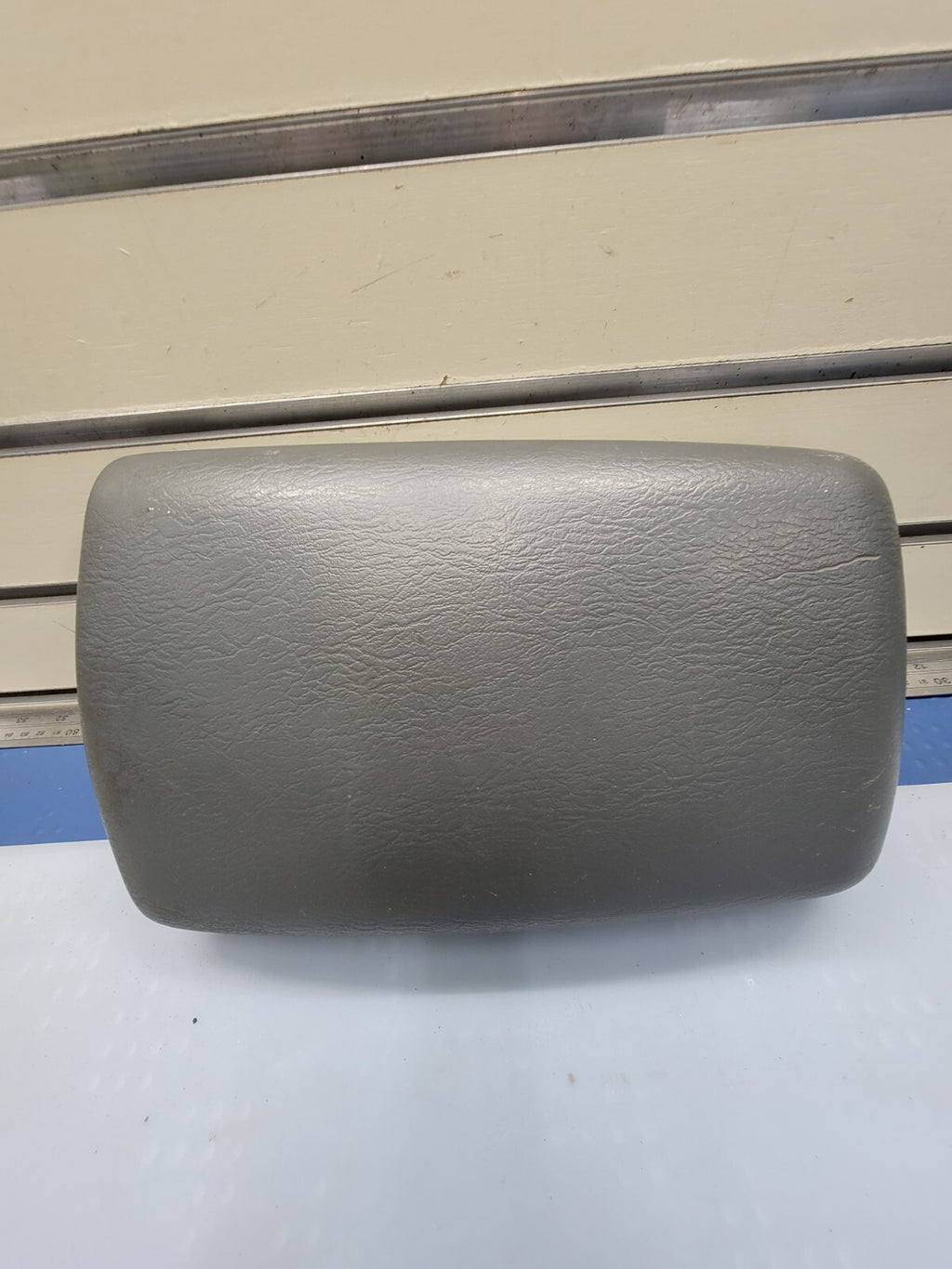🔥2002-2007 Jeep Liberty Center Console Arm Rest Lid DARK GRAY OEM