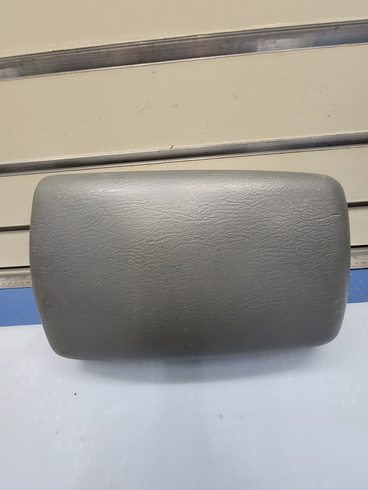🔥2002-2007 Jeep Liberty Center Console Arm Rest Lid DARK GRAY OEM