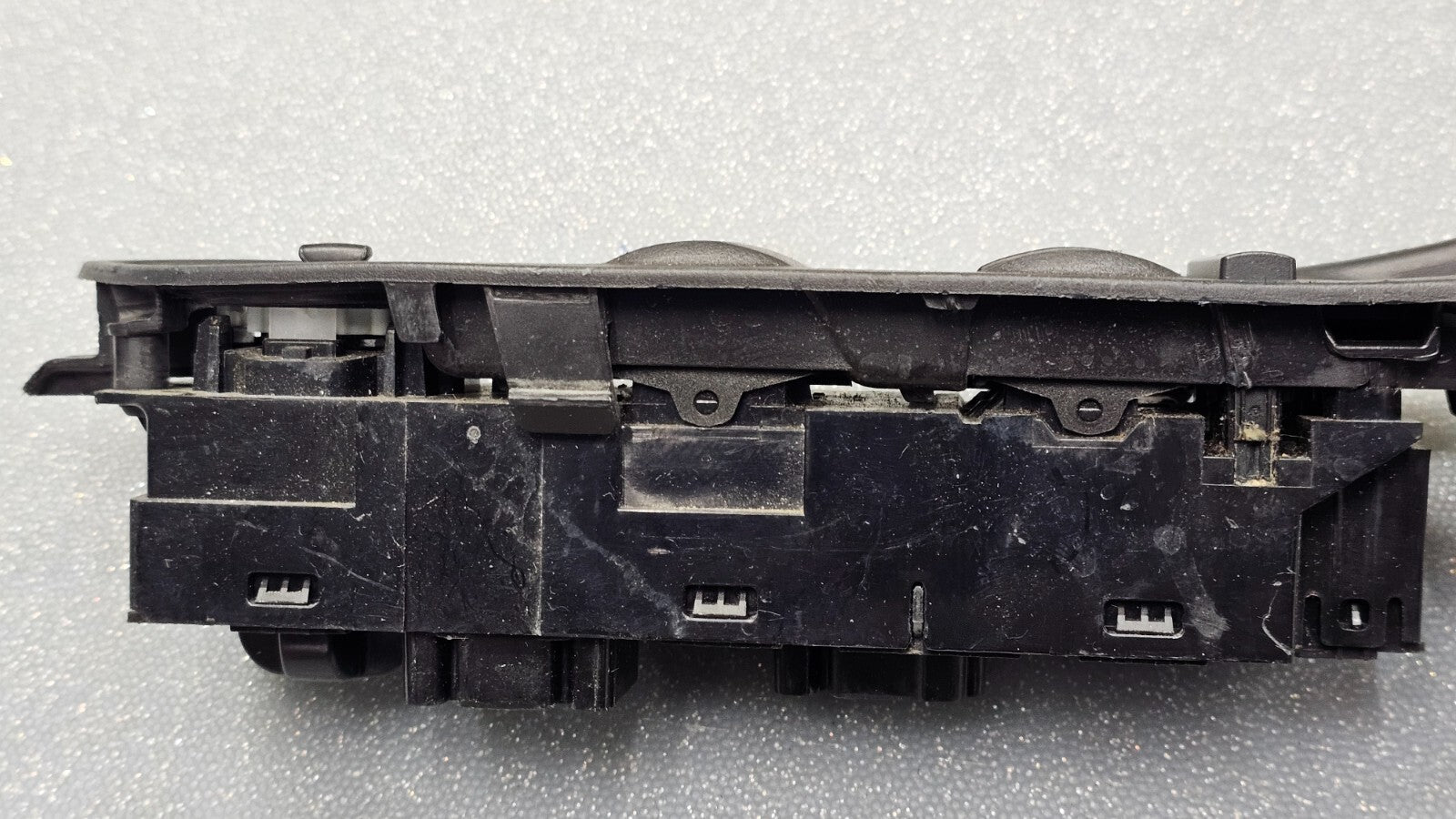 12-18 Focus Escape Front Left Driver Master Power Window Switch Regulator Black