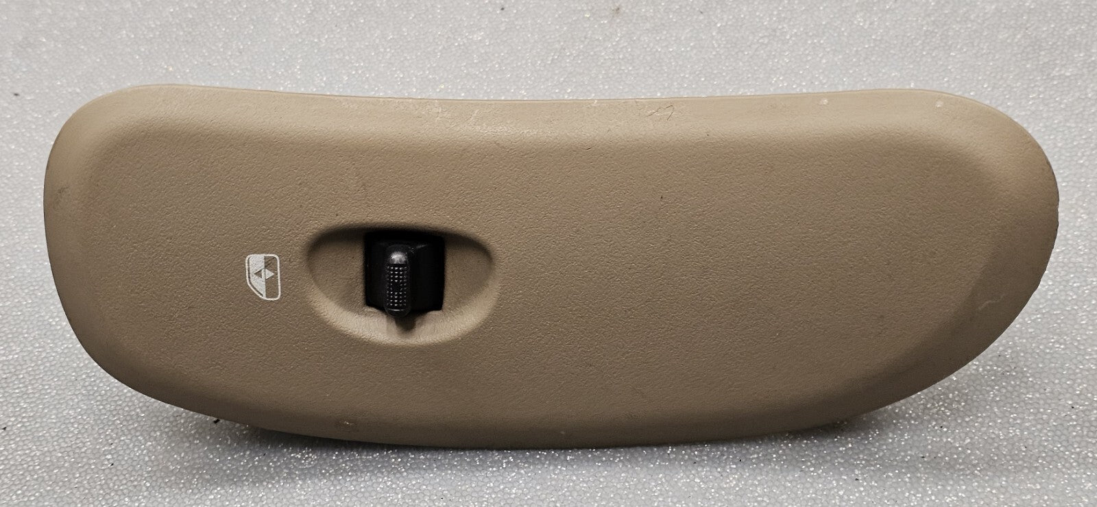 🔥01-07 Caravan Town Country Front Right Passenger Window Door Lock Switch Tan