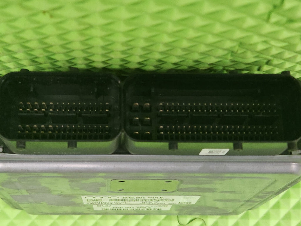 2010 AUDI Q5 Engine Control Module