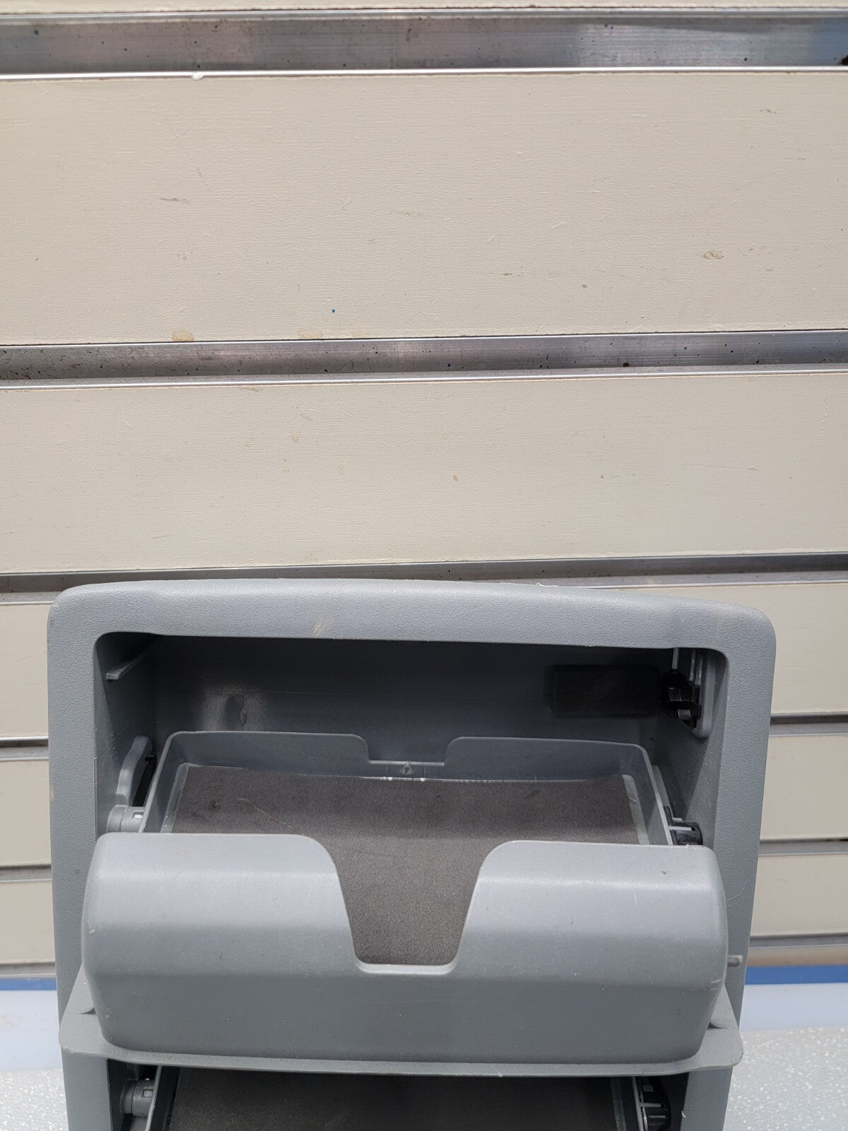 🔥09-14 Ford F150 Expedition Overhead Console Dome Map Light Storage Gray OEM