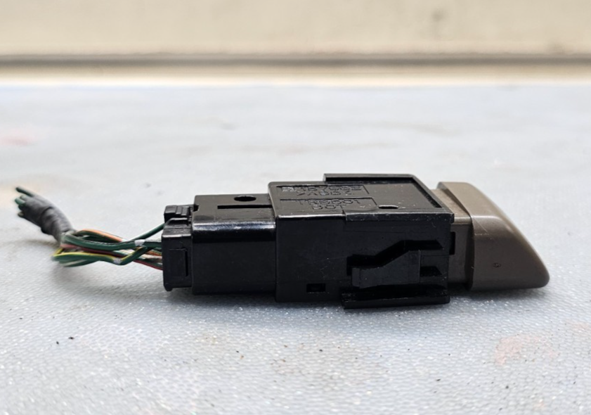 98-02 COROLLA 05-10 AVALON HAZARD EMERGENCY LIGHT SWITCH DRIVER ASSEMBLY DK TAN