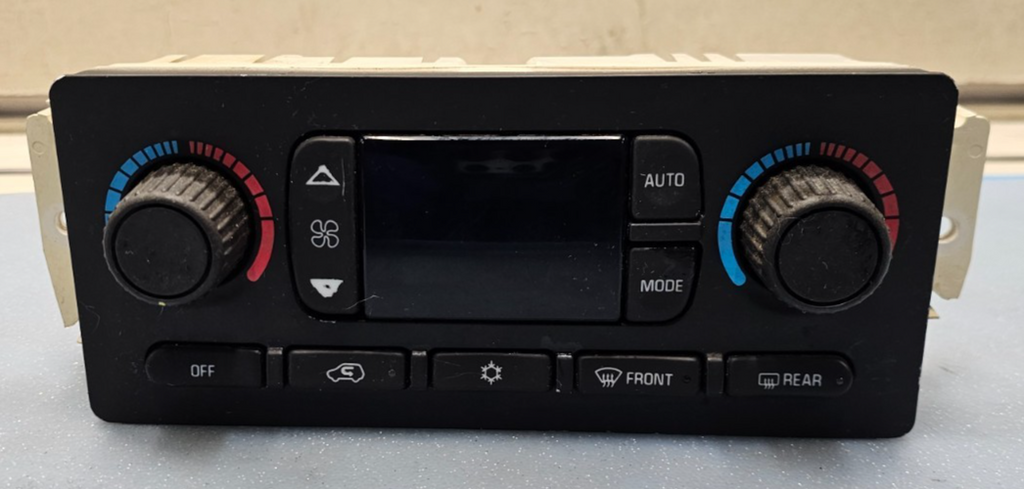 03-09 Silverado SIERRA TRAILBLAZER DASH Heater A/C Climate Control DIGITAL Black