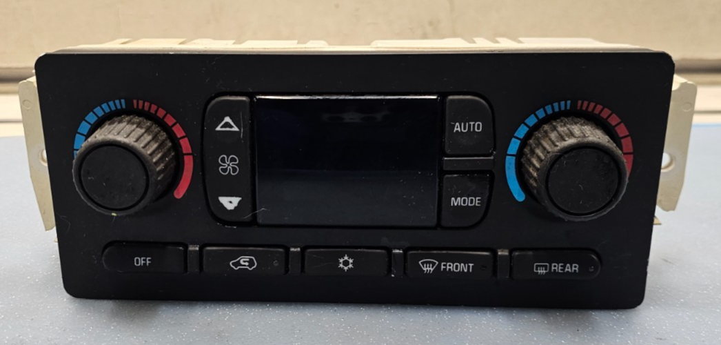 03-09 Silverado SIERRA TRAILBLAZER DASH Heater A/C Climate Control DIGITAL Black