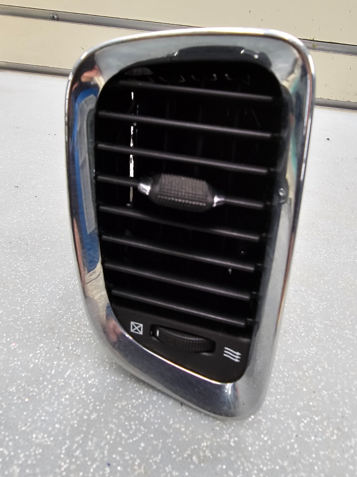🔥11-18 DODGE DURANGO FRONT DASH LEFT OUTER AIR VENT HEATER CONDITIONING GRILLE