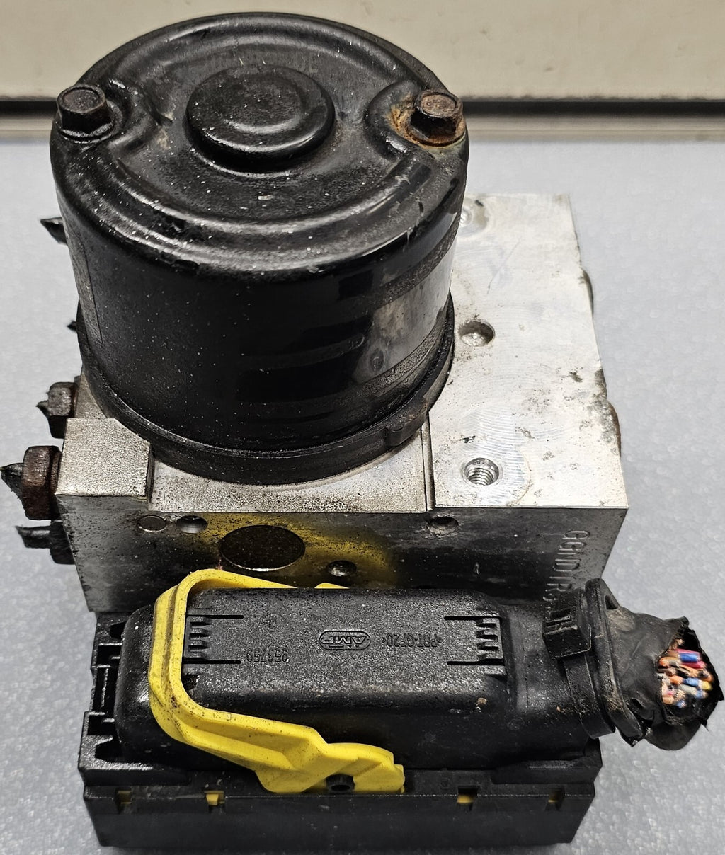 🔥2005-2007 Hyundai Tucson Kia Sportage ABS AWD Brake Pump Module Motor Assembly