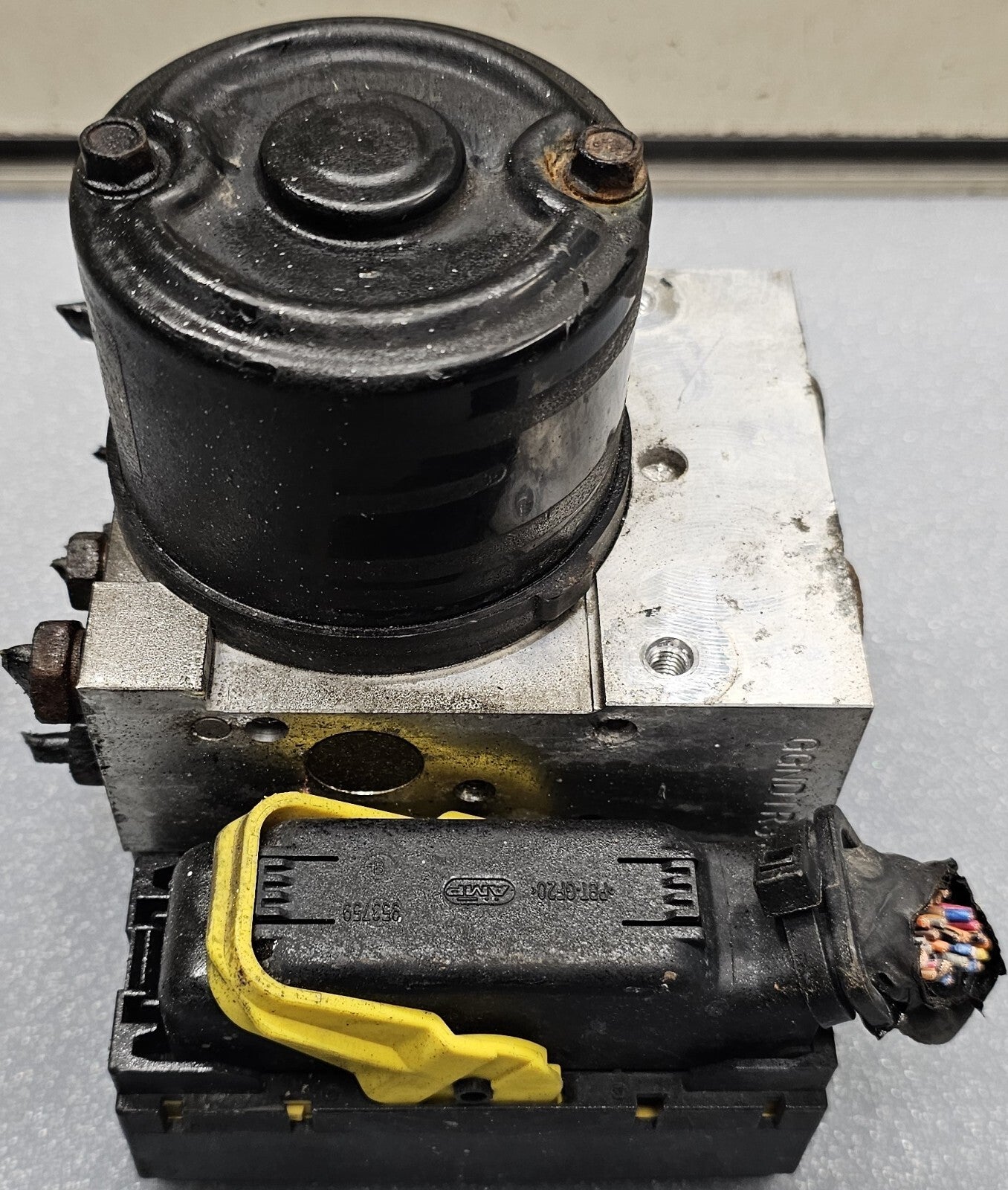 🔥2005-2007 Hyundai Tucson Kia Sportage ABS AWD Brake Pump Module Motor Assembly