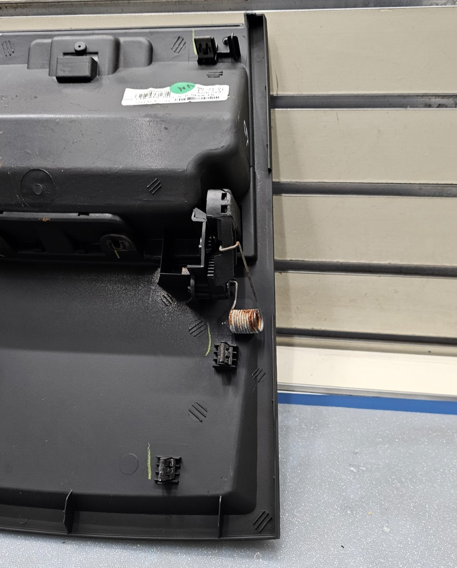 🔥07-12 Outlook Traverse Center Top Dash Storage Tray Trim Compartment Black OEM