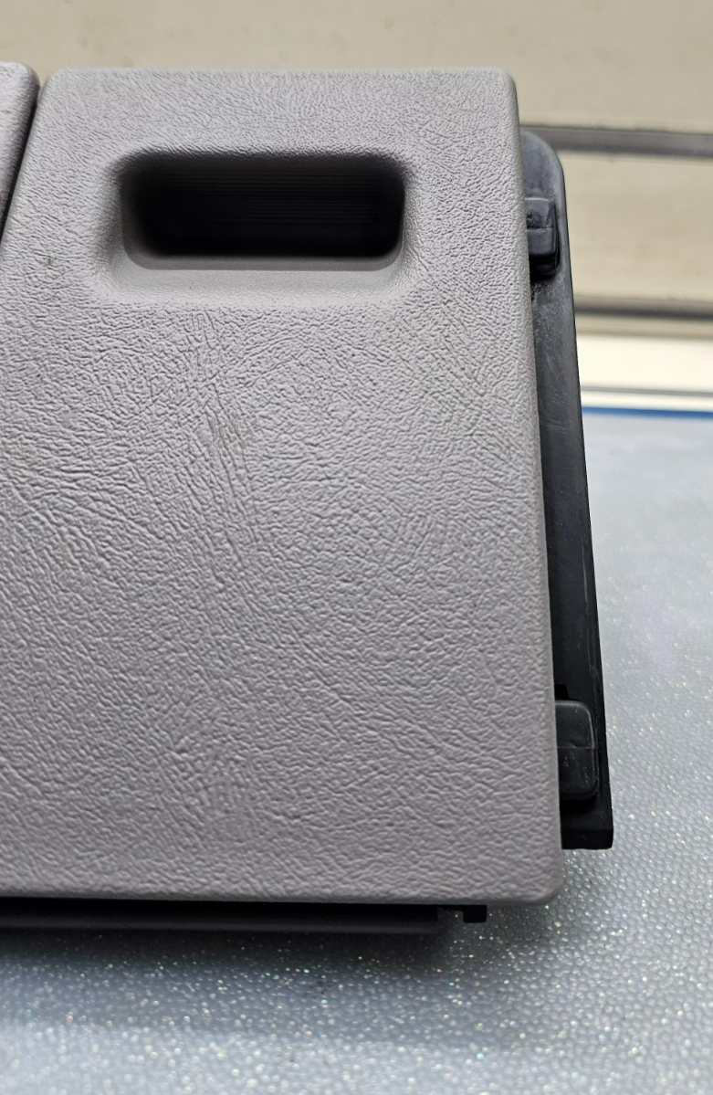 🔥95-98 CHEVY GMC SILVERADO YUKON TAHOE C/K Lighter Port Ashtray Ash Tray Gray
