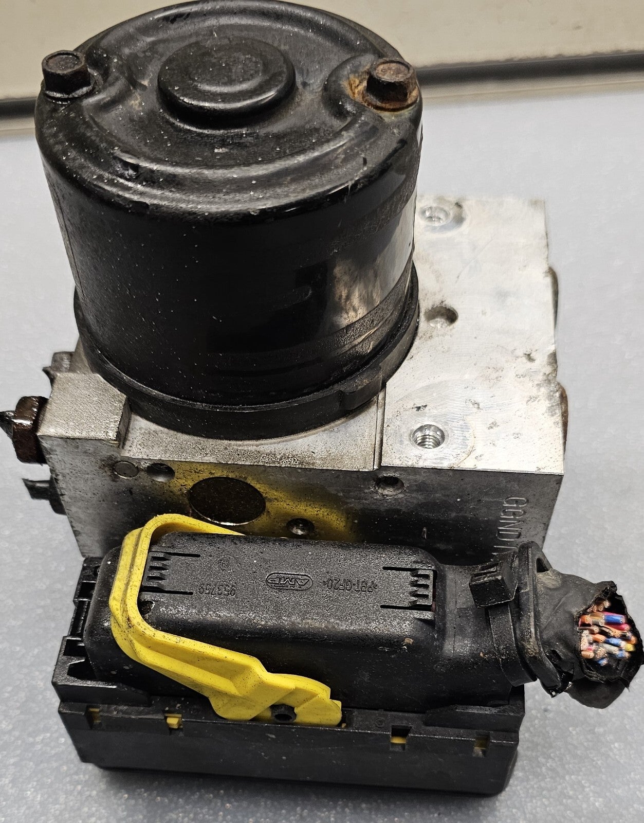 🔥2005-2007 Hyundai Tucson Kia Sportage ABS AWD Brake Pump Module Motor Assembly