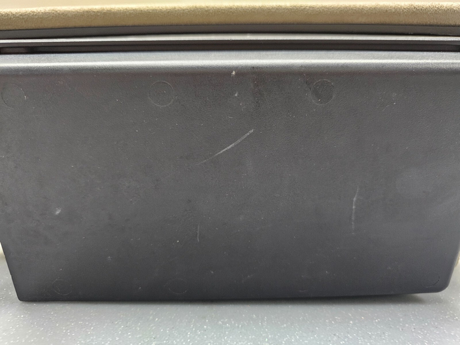 🔥07-12 Nissan Altima Center Console Lid Arm Rest Top Pad Cover Assembly Tan OEM