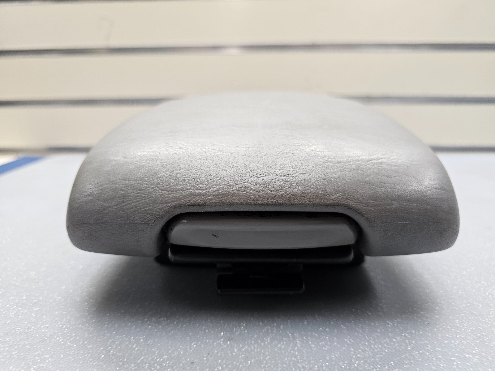 🔥02-06 CAMRY SOLARA LEXUS ES330 CENTER CONSOLE LID ARM REST COVER ASSEMBLY GRAY