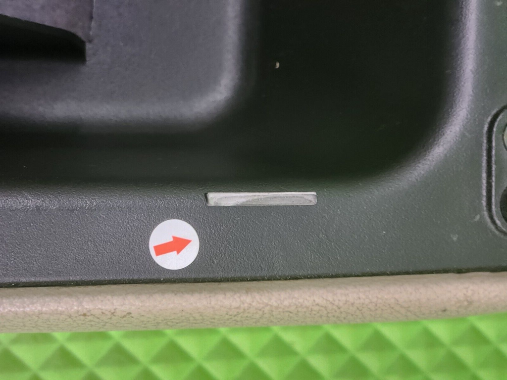2007-2014 Ford Expedition Center Console Cover Armrest Lid LIGHT GRAY OEM