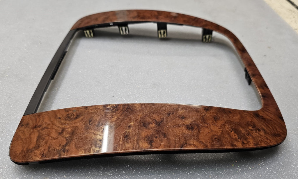 🔥07-13 SUBURBAN TAHOE YUKON CENTER DASH RADIO BEZEL TRIM WOODGRAIN
