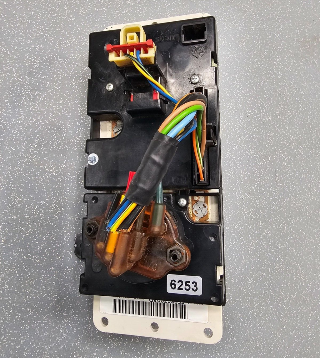 98-01 Dodge RAM Dash AC Heater CLIMATE Temperature Control Conditioner Assembly