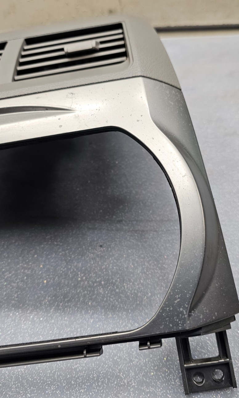 🔥02-04 NISSAN ALTIMA CENTER DASH VENT RADIO STEREO BEZEL TRIM PANEL SILVER/GRAY