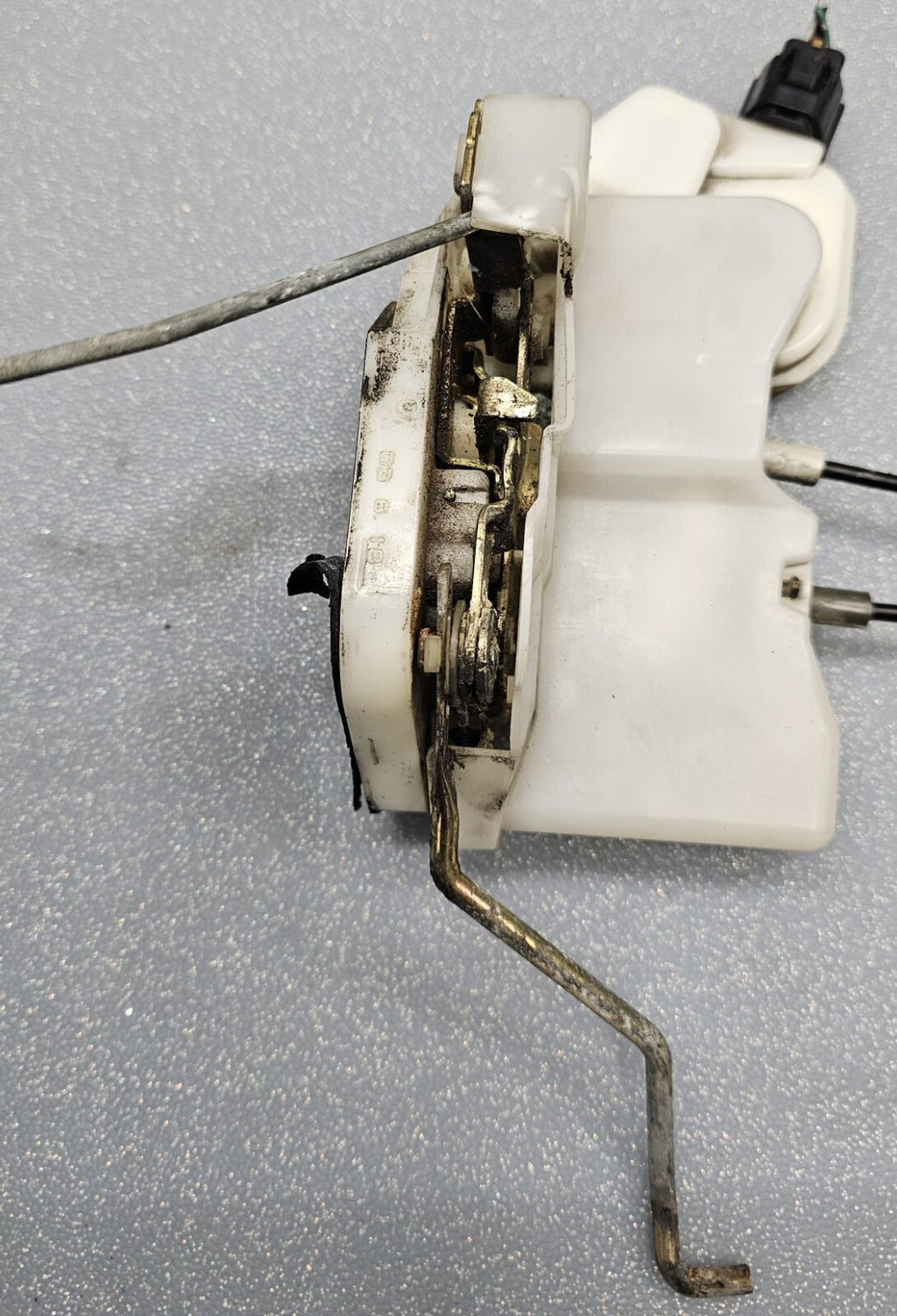 🔥2000-2005 Mitsubishi Eclipse Left Driver Door Lock Latch Actuator Assembly OEM
