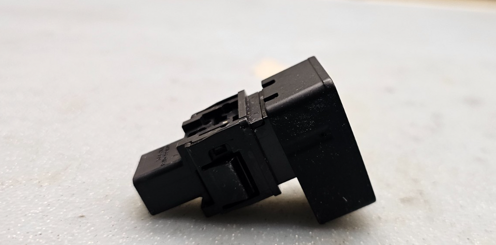 🔥07-21 VERSA NV 200 Hazard Light Emergency Flasher Switch Hatchback BLACK OEM