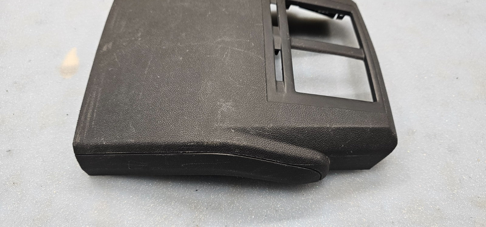 🔥08-10 DODGE CHARGER REAR CENTER CONSOLE W/AIR VENTS & PANEL COVER BLACK