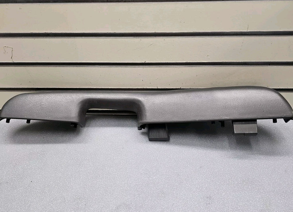 99-06 Chevy GMC Silverado TAHOE Door Panel ARMREST Front LEFT Handle DK GREY H3 