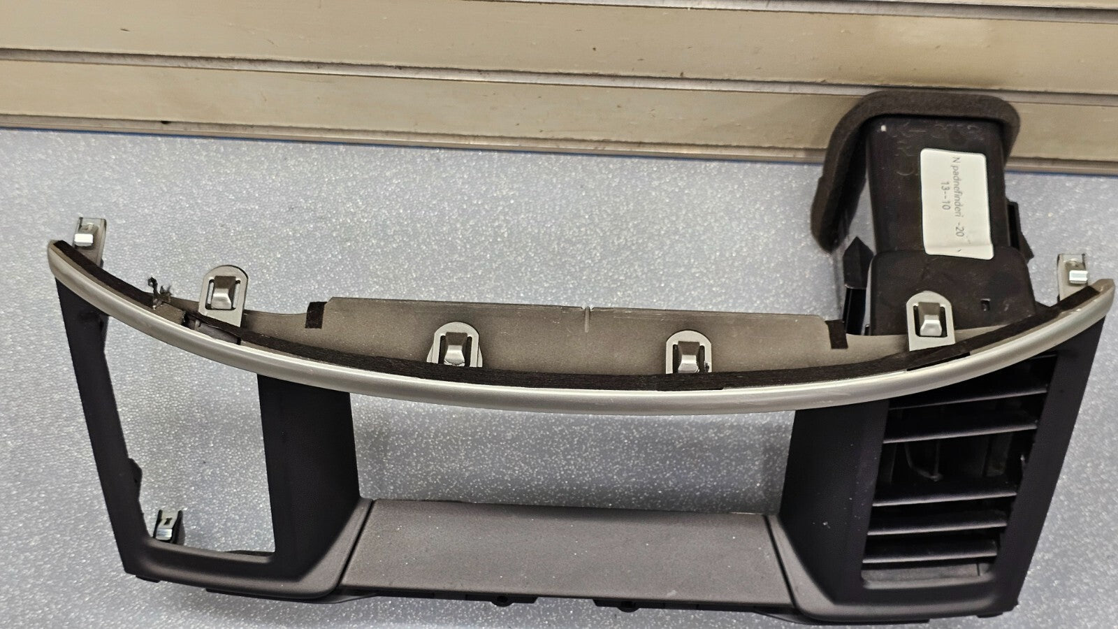 🔥13-20 Pathfinder  Center Dash Radio Trim Panel Bezel Climate Control Gray OEM