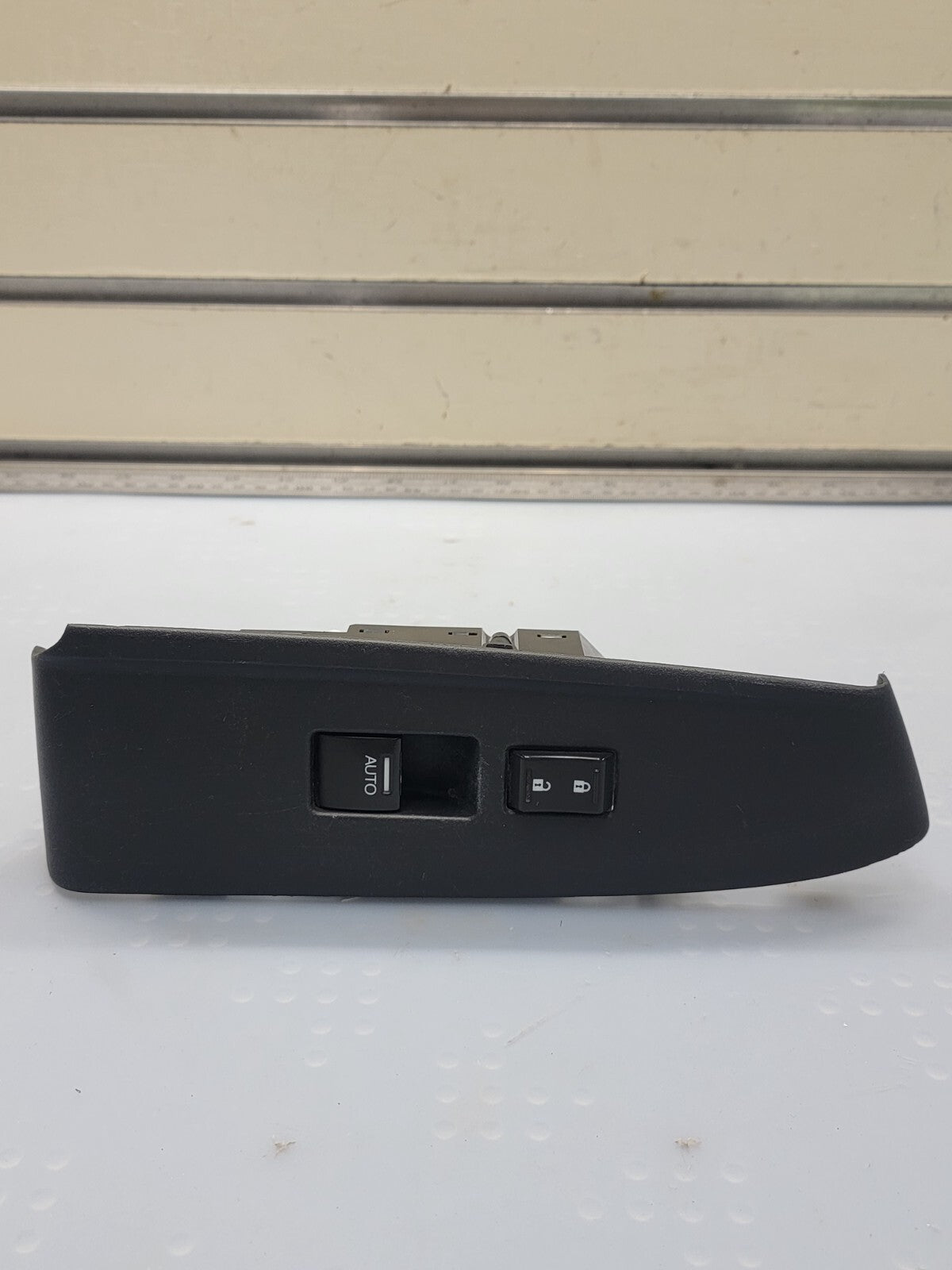 08-12 Honda ACCORD Right Passenger Door Power Window Lock Switch Assembly OEM