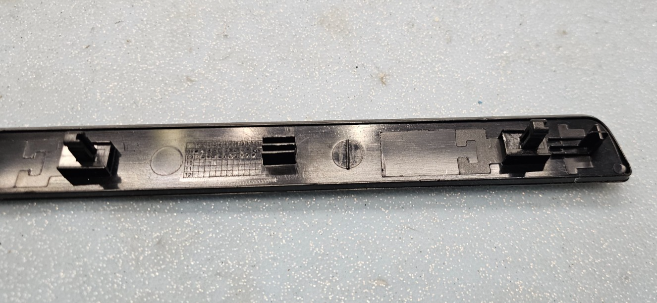 🔥05-08 VW Jetta 08-11 EOS Right Dash Trim Moulding OEM GRAY