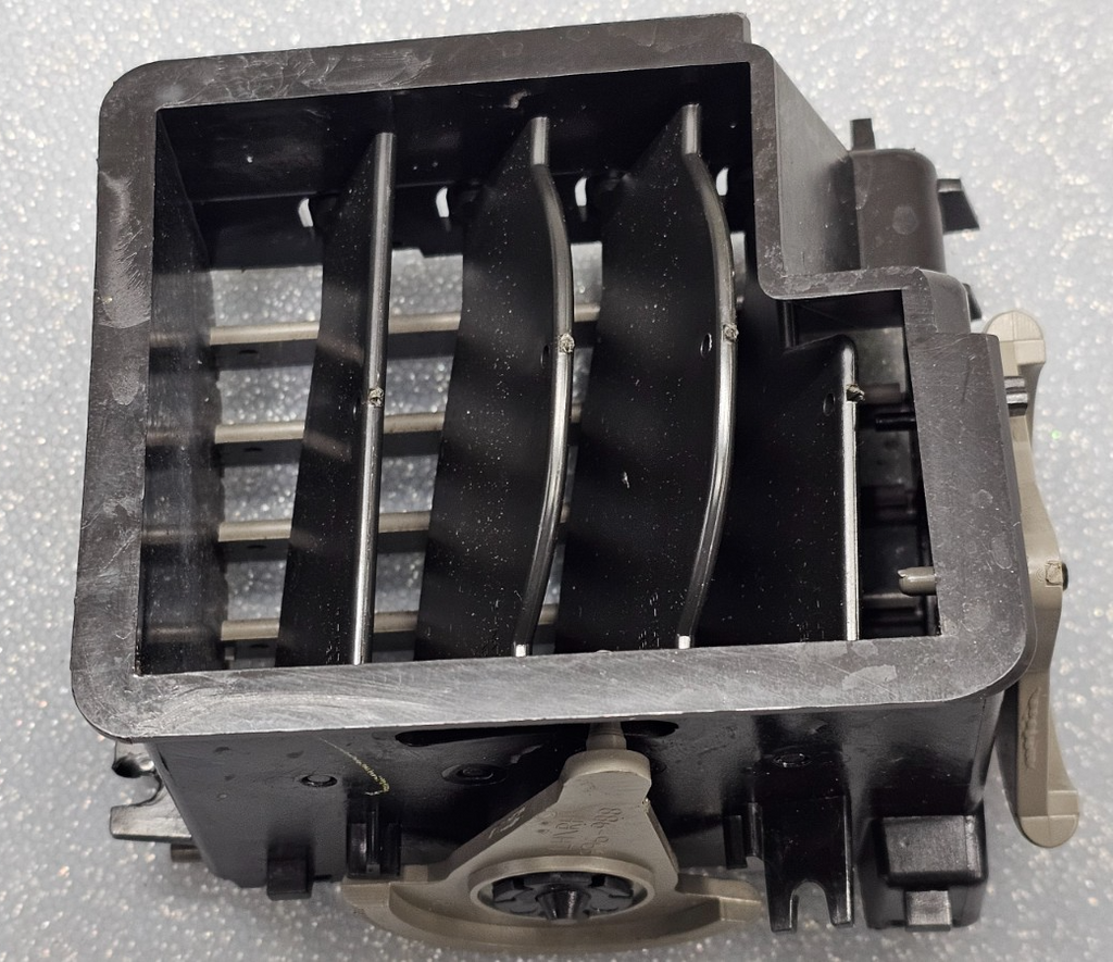 🔥00-05 Chevy Impala Dash Left DRIVER AC HVAC A/C Heater Air Vent TAN OEM