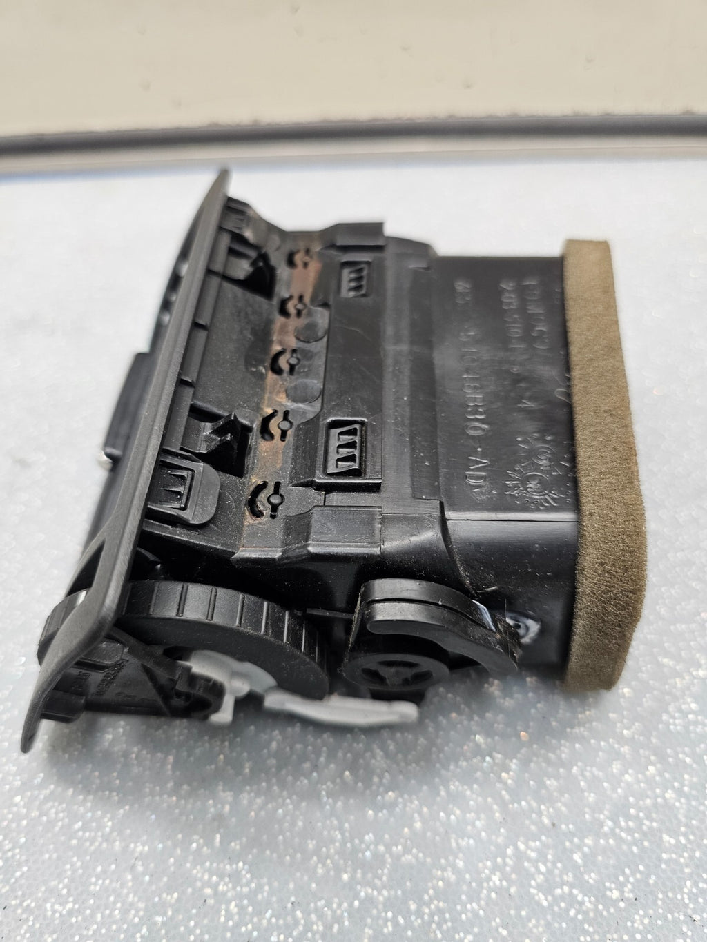 🔥06-09 Ford Fusion Air Vent AC Heater Center Dash Storage Comp Right Side