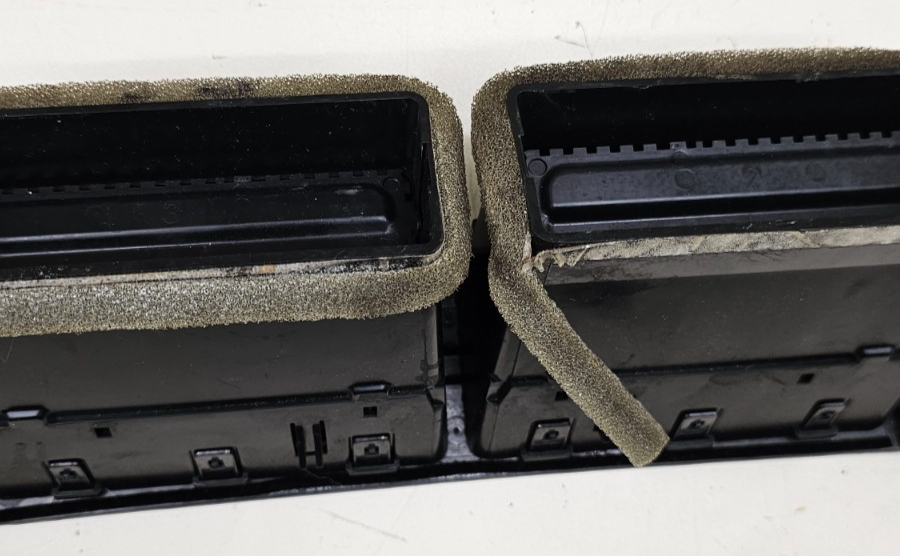 🔥07-13 Suburban TAHOE YUKON Dash Radio Bezel Trim RIGHT Panel w/ Vent WOOD B36