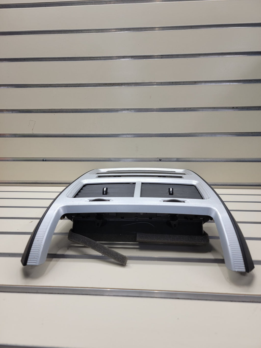 🔥2009-2010 DODGE JOURNEY DASH RADIO TRIM BEZEL OEM silver