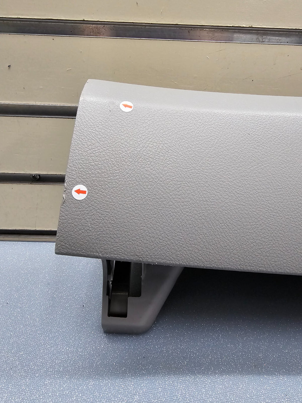 🔥09-13 Toyota Corolla Dash UPPER GLOVE BOX Storage Compartment Door GRAY OEM