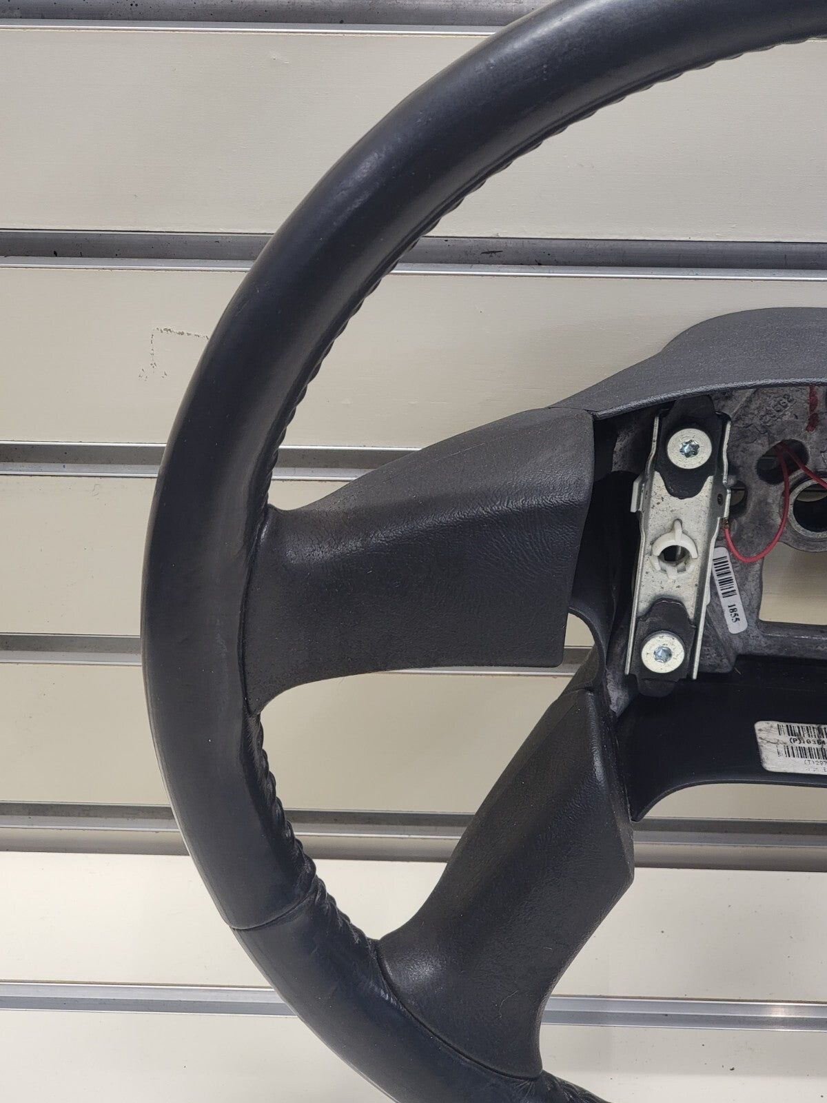 🔥03-06 SILVERADO SIERRA YUKON TAHOE SUBURBAN STEERING WHEEL LEATHER BLACK