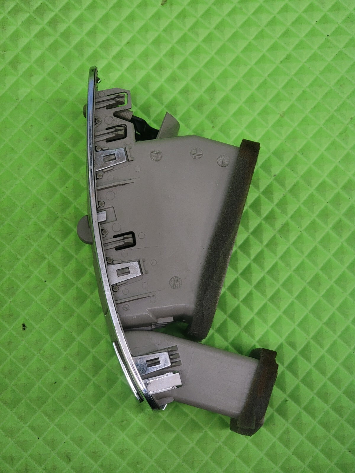 🔥2008-2012 Ford Escape Driver Left Front Air Dash Vent TAN VT9