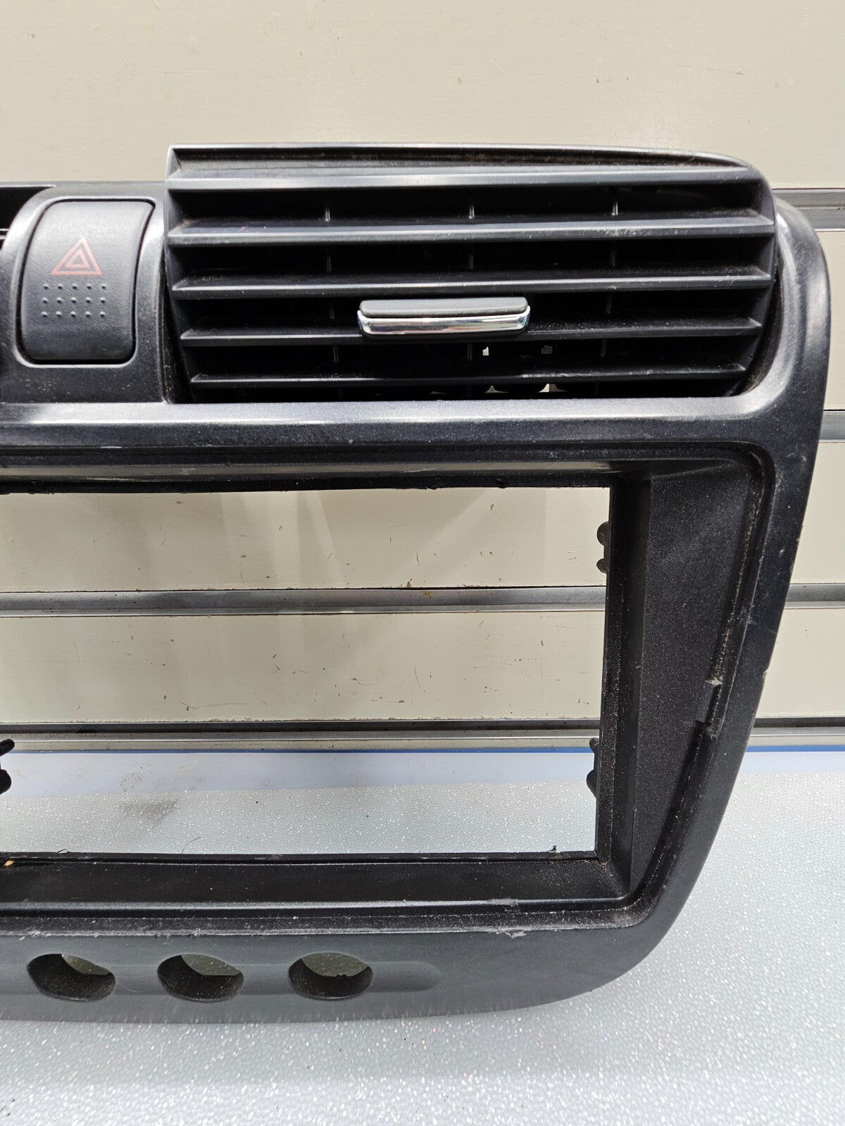 🔥2001-2005 HONDA CIVIC DASH RADIO BEZEL CLIMATE CONTROL AIR VENT ASSEMBLY BLACK