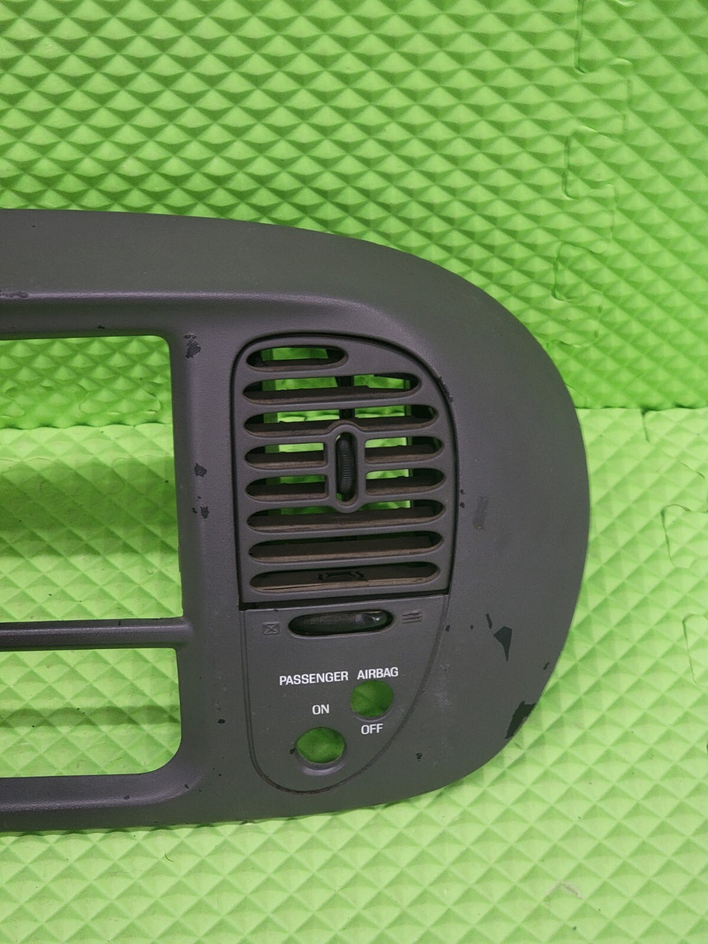 🔥1997-2003 Ford F150 Center Dash Radio Climate BEZEL Trim Panel Line Gray B1