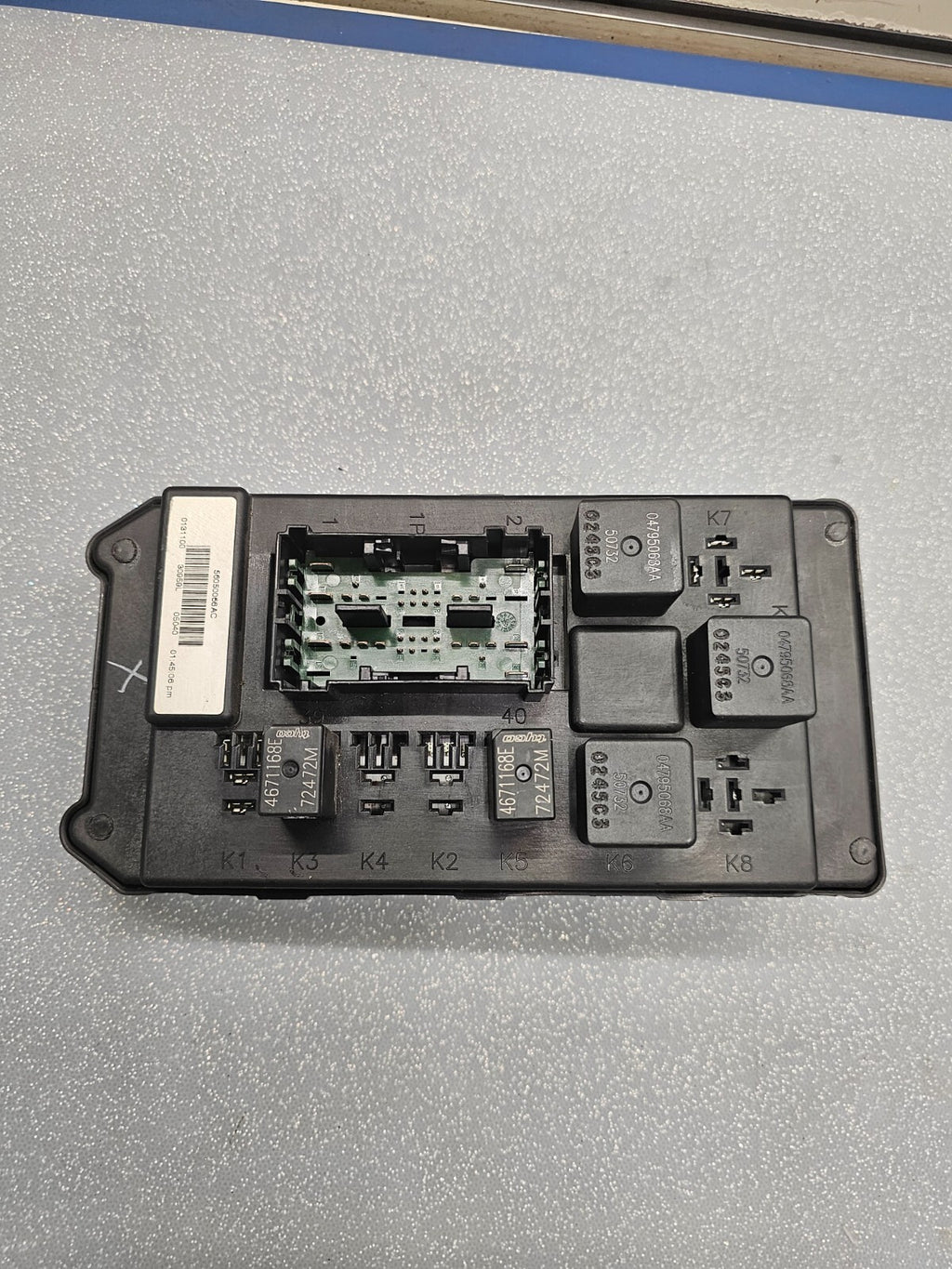 🔥05-06 Jeep Grand Cherokee Commander Body Control Module BCM Fuse Junction Box