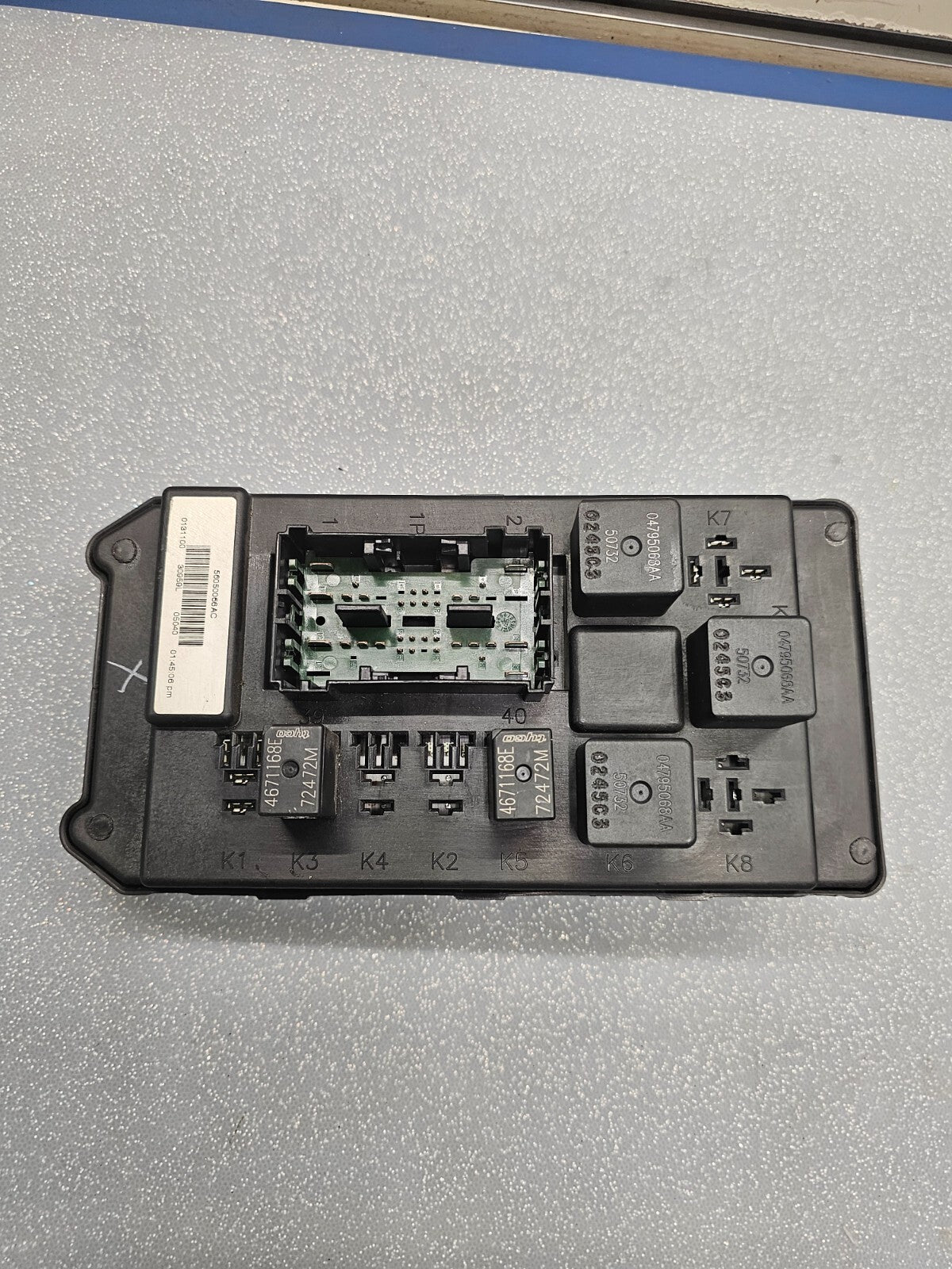 🔥05-06 Jeep Grand Cherokee Commander Body Control Module BCM Fuse Junction Box