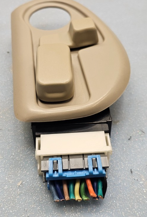 🔥00-05 DEVILLE SEVILLE RIGHT PASSENGER FRONT SEAT LUMBAR SWITCH ASSEMBLY TAN